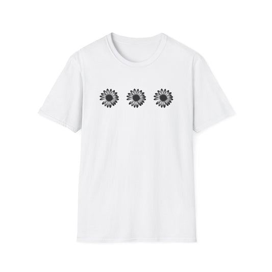 Triple Black Daisies  – T-shirt