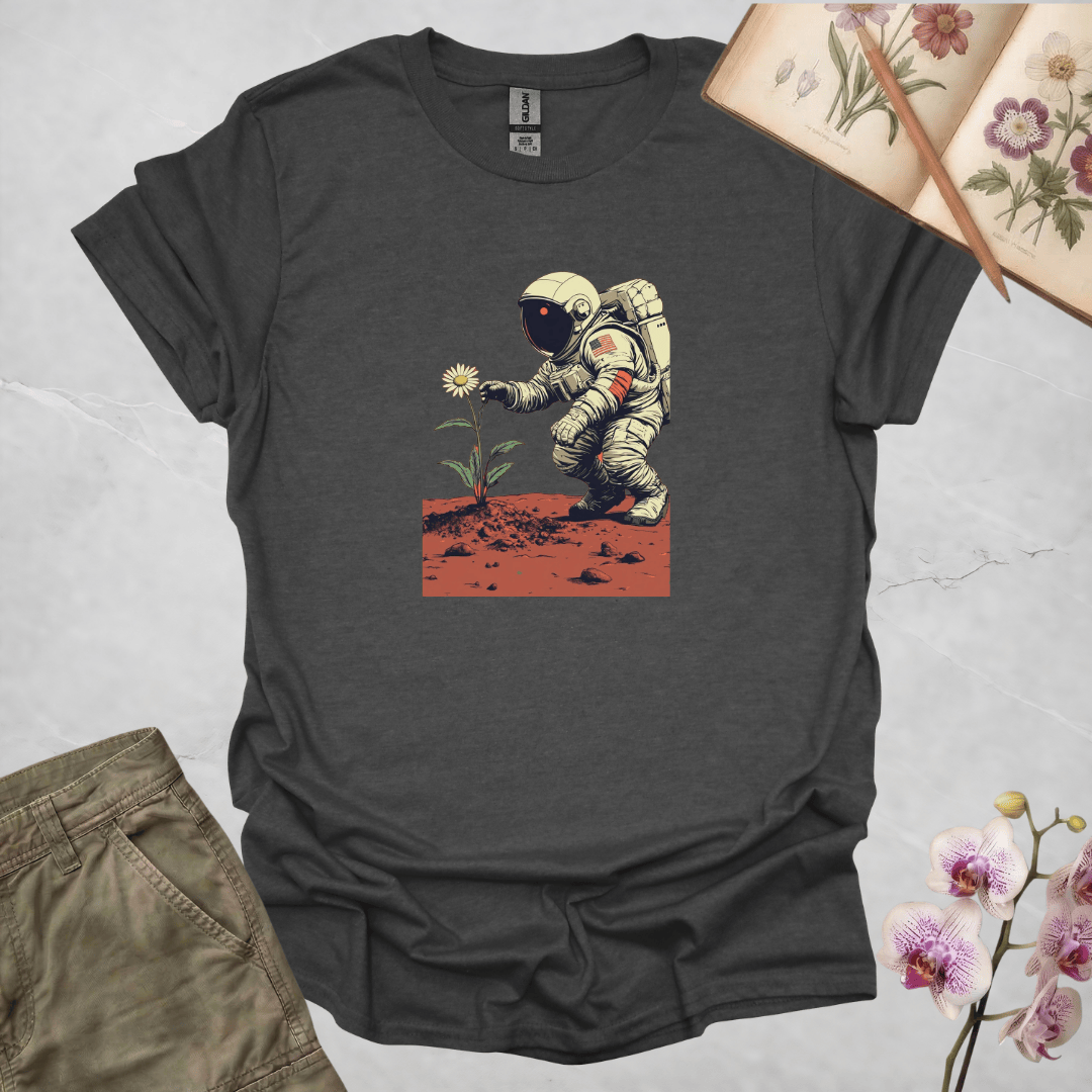Astronaut with Daisy – Terraforming of Mars  – T-shirt